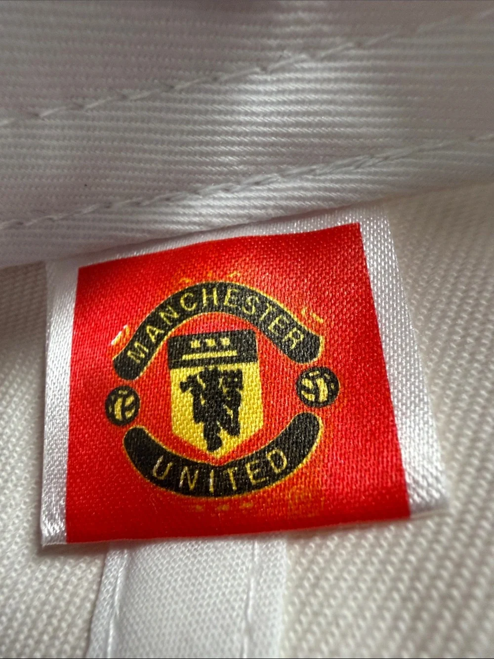 Manchester United official style